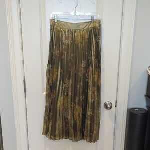NWOT! Lark & Grey Floral Maxi Skirt- Sz Small